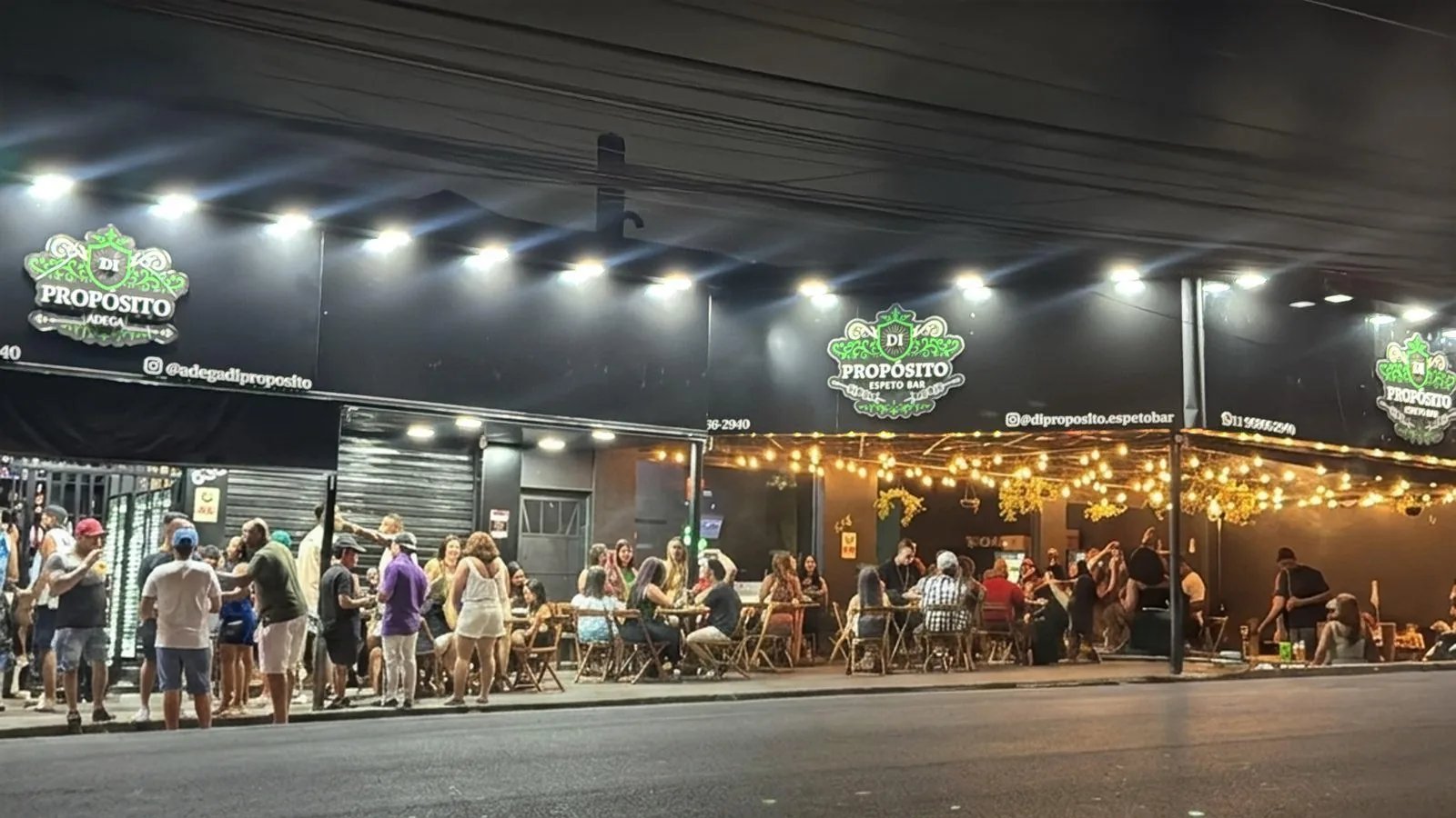 Fachada do Gastrobar e Adega Di Propósito